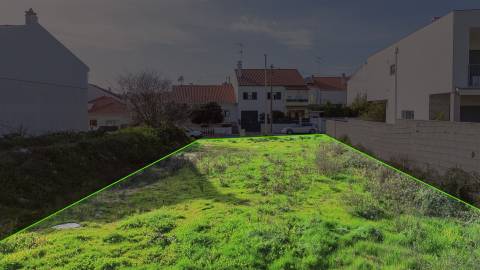 Lote de terreno para construção de moradia geminada em Castelo Branco