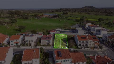 Lote de terreno para construção de moradia geminada em Castelo Branco