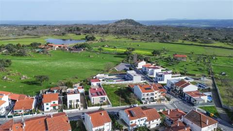 Lote de terreno para construção de moradia geminada em Castelo Branco