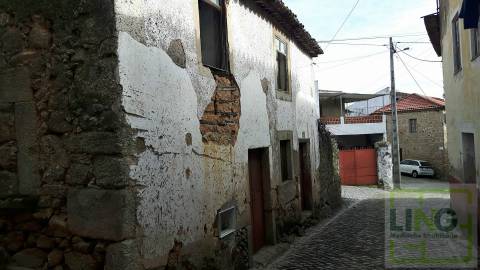 Moradia T3+3 Venda em Tinalhas,Castelo Branco