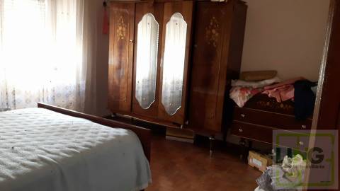 Moradia Geminada T3 situada em Monfortinho