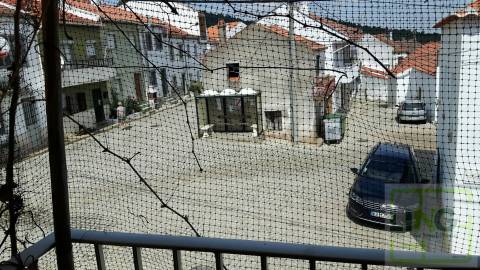 Moradia Geminada T3 situada em Monfortinho