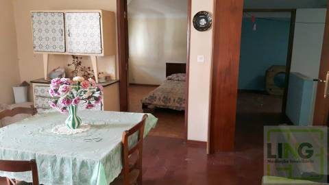 Moradia Geminada T3 situada em Monfortinho