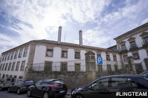 Solar localizado em Castelo Branco,  na zona histórica da cidade.