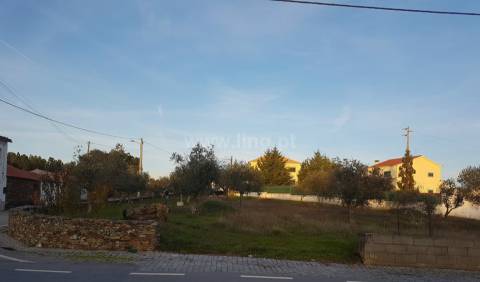 Lote de Terreno nas Benquerenças, Castelo Branco...