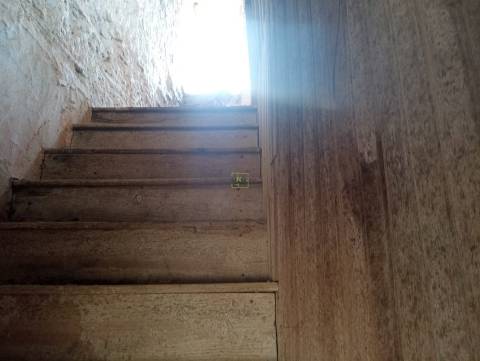 Moradia em em pedra nos Cebolais de Cima - Para remodelar...