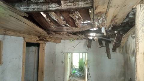 Moradia em em pedra nos Cebolais de Cima - Para remodelar...