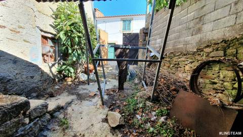 Moradia T2 com pátio para venda no Palvarinho, Castelo Branco