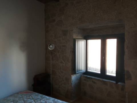 Moradia Geminada em Penamacor