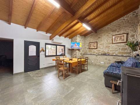 Moradia Geminada em Penamacor