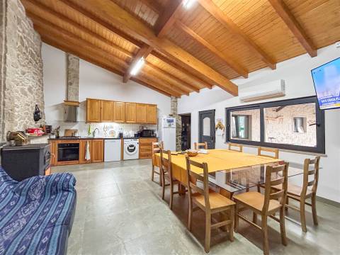 Moradia Geminada em Penamacor