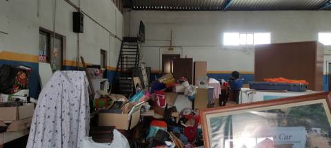 Armazem com 310 m2 em terreno, com furo de água, com possibilidade de construção