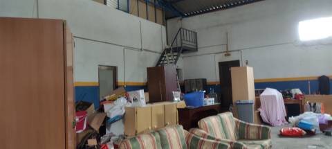 Armazem com 310 m2 em terreno, com furo de água, com possibilidade de construção