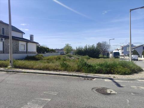 Lote de Terreno em Alcains