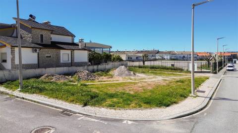 Lote de Terreno em Alcains