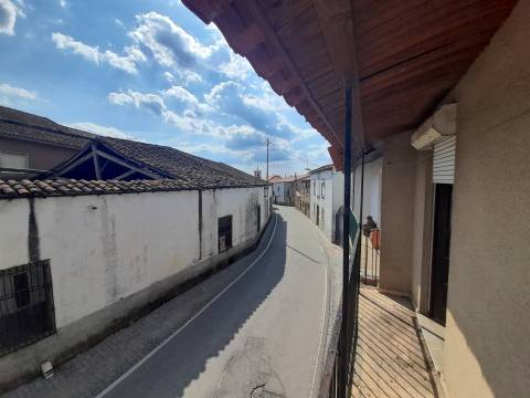 Moradia T3 - Centro da Aldeia da Lardosa