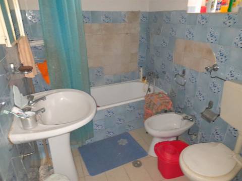 Moradia T3 - Centro da Aldeia da Lardosa