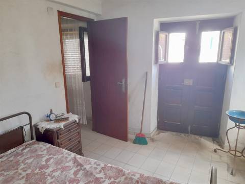 Moradia T3 - Centro da Aldeia da Lardosa