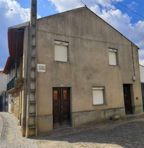 Moradia T3 - Centro da Aldeia da Lardosa