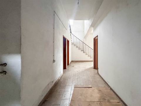 Armazém em Alcains - Castelo Branco.