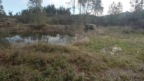 Terreno rústico com em Penamacor, Castelo Branco.