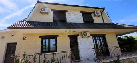 Moradia Isolada V4 - Piscina - Terreno 6000m2 - Castelo Branco