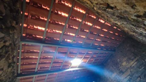 Casa na aldeia para reconstrução