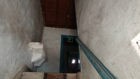 Casa na aldeia para reconstrução