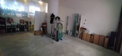 Loja com 35 m2 em pleno no centro da cidade.