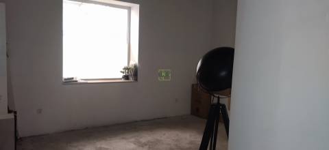 Loja com 35 m2 em pleno no centro da cidade.