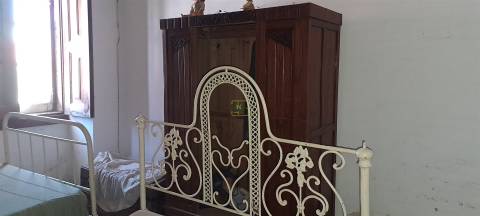 Moradia T6 no centro da Aldeia das Águas, Penamacor.