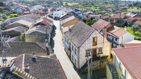 Moradia T6 no centro da Aldeia das Águas, Penamacor.