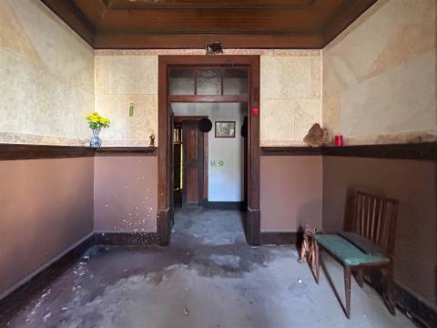 Moradia T6 no centro da Aldeia das Águas, Penamacor.