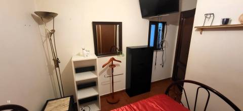 Moradia V3 - Renovada - Medelim