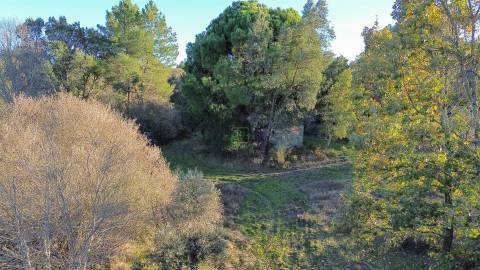 Terreno Rústico com 9400m2 sito em Águas, Penamacor.