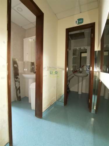 Loja com 285m2 na Qtª das Violetas, em Castelo Branco