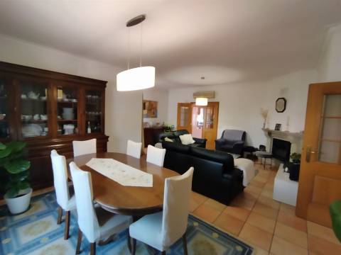 Moradia Geminada V3 na Qtª da Fontainha, Castelo Branco