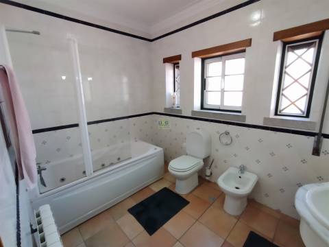 Moradia Geminada V3 na Qtª da Fontainha, Castelo Branco