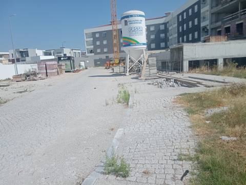 Lote de Terreno destinado a 31 estacionamentos privados