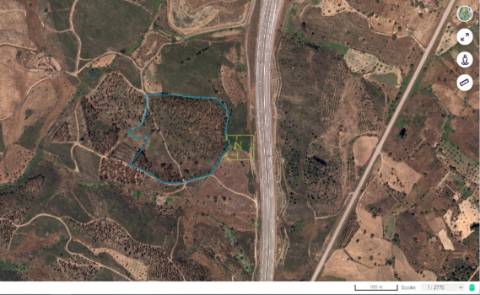 Quinta com contrução rural no Fratel!