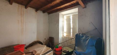 Moradia para venda na freguesia de Sarzedas