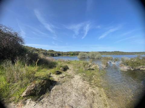 Terreno à venda , lugar Barragem Marechal Carmona s/n