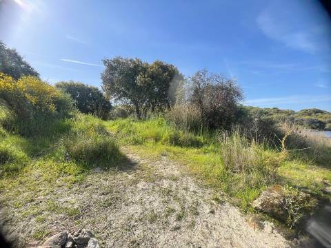 Terreno à venda , lugar Barragem Marechal Carmona s/n