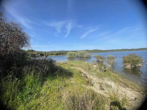 Terreno à venda , lugar Barragem Marechal Carmona s/n