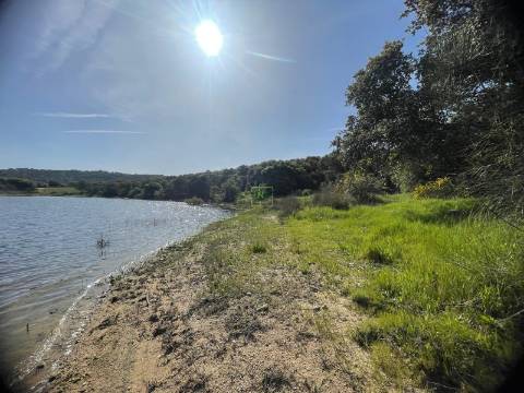 Terreno à venda , lugar Barragem Marechal Carmona s/n