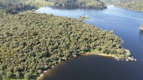 Terreno à venda , lugar Barragem Marechal Carmona s/n