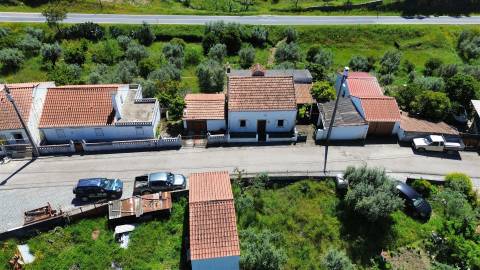 Moradia na Serrasqueira, Prédio Urbano, Prédio Rústico