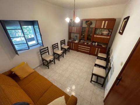 Moradia na Serrasqueira, Prédio Urbano, Prédio Rústico