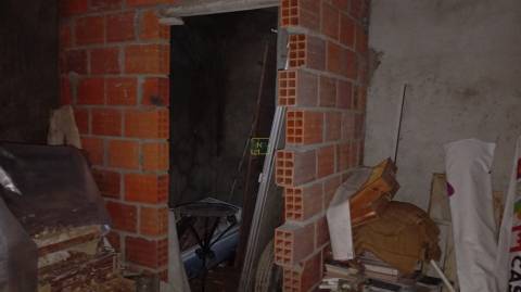 Garagem com 80m2 para venda junto á Camara Municipal em Castelo Branco.