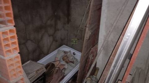 Garagem com 80m2 para venda junto á Camara Municipal em Castelo Branco.